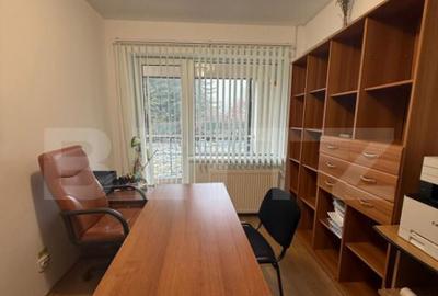 Apartament 3 camere, pretabil spatiu comercial, 85 mp, zona - 2