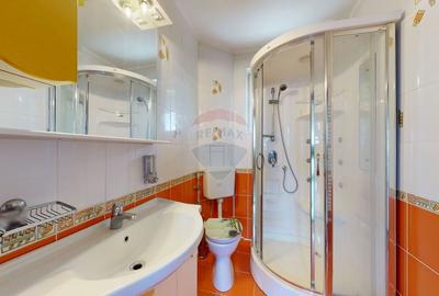 Casă cu 7 camere cu Teren 2418 Mp în Ghimbav Livadă - 14