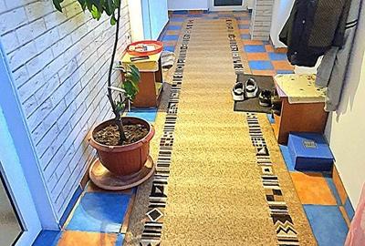 Casă cu 3 camere decomandat în Central - 1