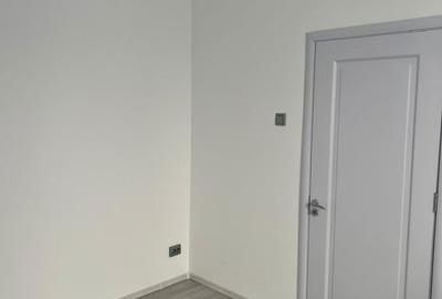 Casă cu 5 camere cu Teren 100 Mp în Domenii - 4
