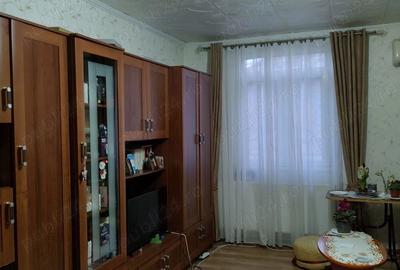 Vand apartament cu 3 camere - 7