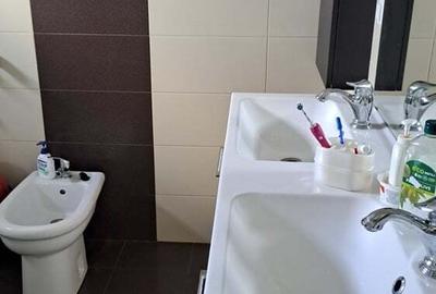Casă cu 5 camere cu Teren 408 Mp în Găgeni - 8
