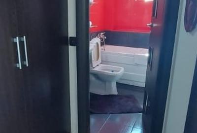 Apartament cu 3 camere decomandat în Berceni - 12