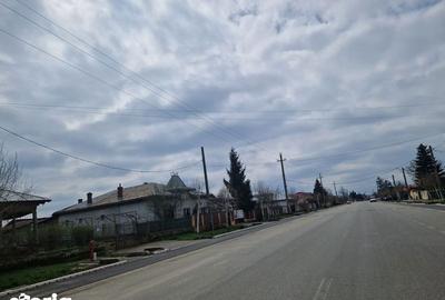 Teren de 2471 mp, în Central - 2