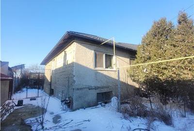 Casă cu 6 camere cu Garaj în Cumpăna - 4
