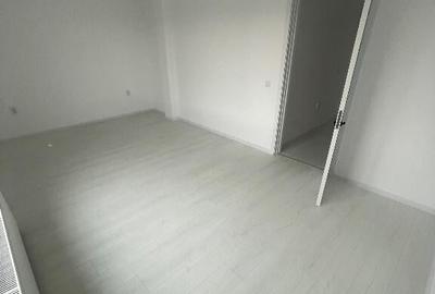 Casa spa?ioasa cu 4 camere+mansarda luminoasa, pozi?ionare excelenta - 3