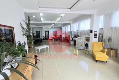 Spatiu Comercial 170 mp cu Vad - Renovat Complet