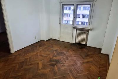 Apartament 4 camere, 91mp, Gara de Nord, 1 minut de metrou,ideal pentru renovare - 7