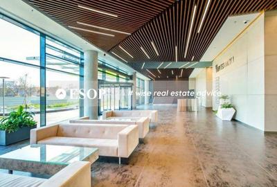 Spațiu comercial, de 750 mp, în Central - 14