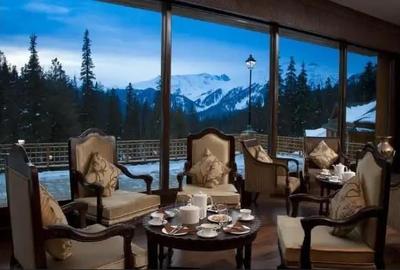 FILM! Hotel cu restaurant,priveliste incantatoare,pozitionare facila,Predeal - 1