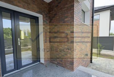 Casă cu 5 camere cu Teren 419 Mp în Miroslava - 13