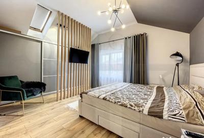 Casă cu 4 camere cu Canalizare în Central - 8