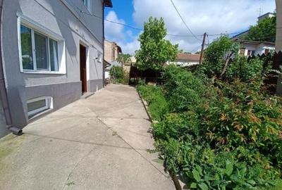 Ultracentral, spatiu comercial  D+P+1, curte generoasa, IDEAL BIROURI - 2