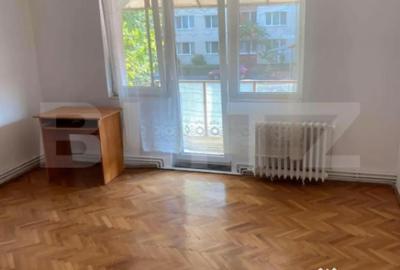 Apartament cu 3 camere decomandat în Micro 16 - 1