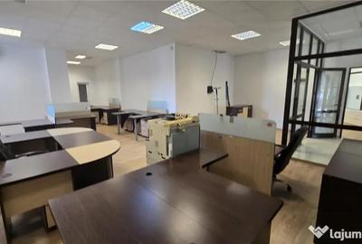 Spațiu comercial, de 180 mp, în Central - 2