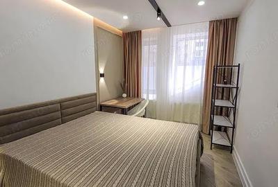 Apartament cu 2 camere decomandat în 13 Decembrie - 3
