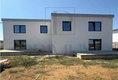 Duplex modern  - asfalt - toate utilitatile - alegere finisaje - 2