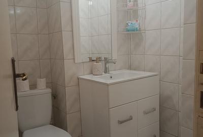 De inchiriat ap 3 camere- Bdul Pandurilor - 12