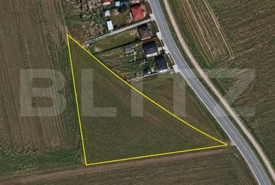 Teren de 1889 mp, în Central