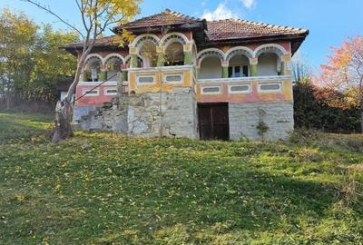 Teren de 949 mp, în Central