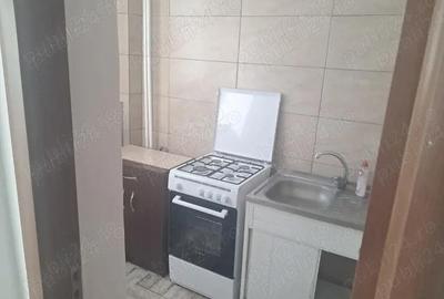 Garsonieră semidecomandată în Titan - 2