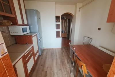 Apartament 3 camere, vis-a-vis de Piata Centrala - 13