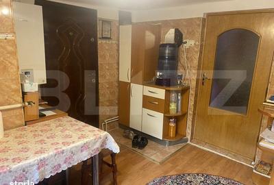 Casă cu 3 camere decomandat în Românești - 2