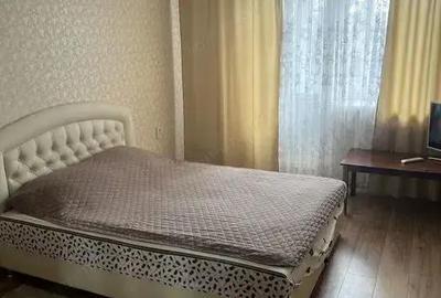 Garsonieră decomandată în P-ța Universității - 1