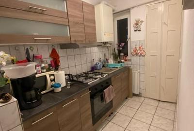 Apartament cu 2 camere in zona Hipodrom 3 - 1