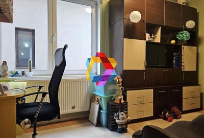 Oportunitate - Apartament cu trei camere in vila, zona Tractorul 70 mp - 19
