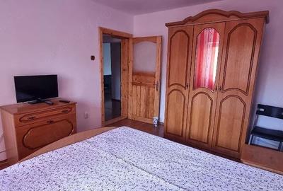 Apartament cu 3 camere decomandat în Micro 5 - 3