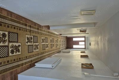 Casă cu 3 camere cu Teren 1000 Mp în Central - 1