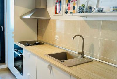 Apartament cu 3 camere semidecomandat în Titan