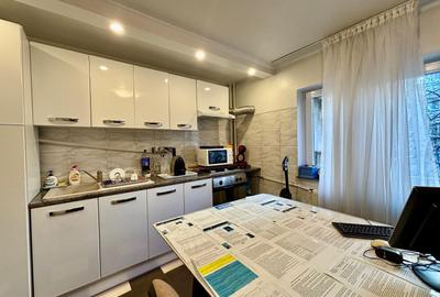 Spatiu Birouri Bulevardul Unirii 4 Camere 100 Mp Bloc 1990 15 Min Metrou - 7