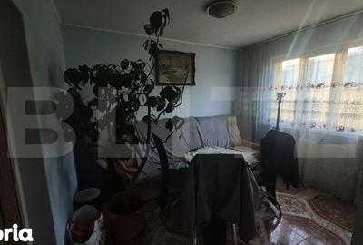 Casă cu 7 camere cu Canalizare în 14 Mai