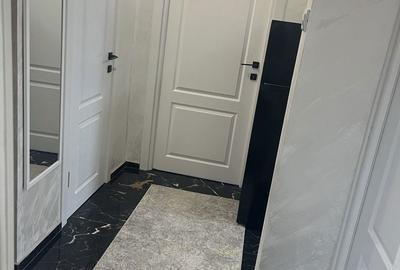 Apartament cu 2 camere decomandat în Gura Văii - 2