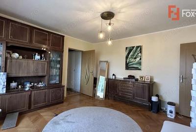 Apartament cu 3 camere semidecomandat, mobilat în Simion Bărnuțiu