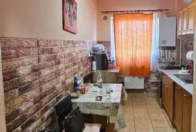 Garsonieră decomandată, mobilată în Florești - 6