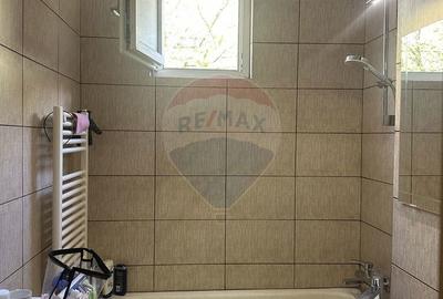Apartament cu 3 camere, mobilat în Central - 8