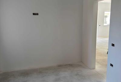 Apartament cu 3 camere decomandat în Careiului - 1