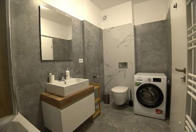 Apartament cu 2 camere decomandat în Tractorul - 5