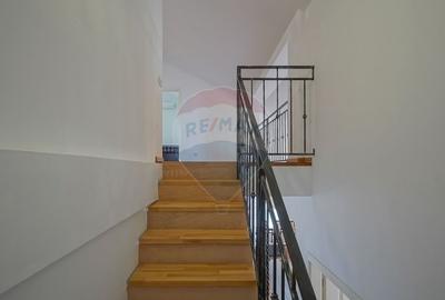 De vanzare penthouse in Tractoru, 3 camere, mobilat si utilat - 24