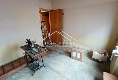 Apartament cu 3 camere decomandat în Gorjului - 2