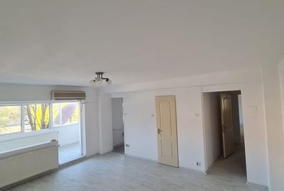 De inchiriat apartament cu 3 camere , Tineretului sector4 - 2