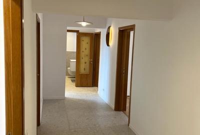 Calea Victoriei, stradal, bloc 1980, renovat, pretabil locuit/birouri - 16