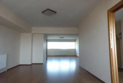 Apartament cu 4 camere decomandat în Alba Iulia - 2