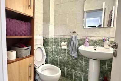 Apartament cu 3 camere decomandat în Central - 1