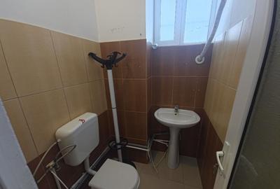 Spa?iu comercial 35 mp zona Stadion Constan?a vad excelen - 3