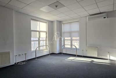 Spațiu comercial, de 1,432 mp, în Central - 6