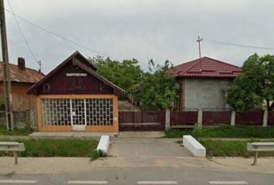 Casă cu 4 camere în Nanov - 1